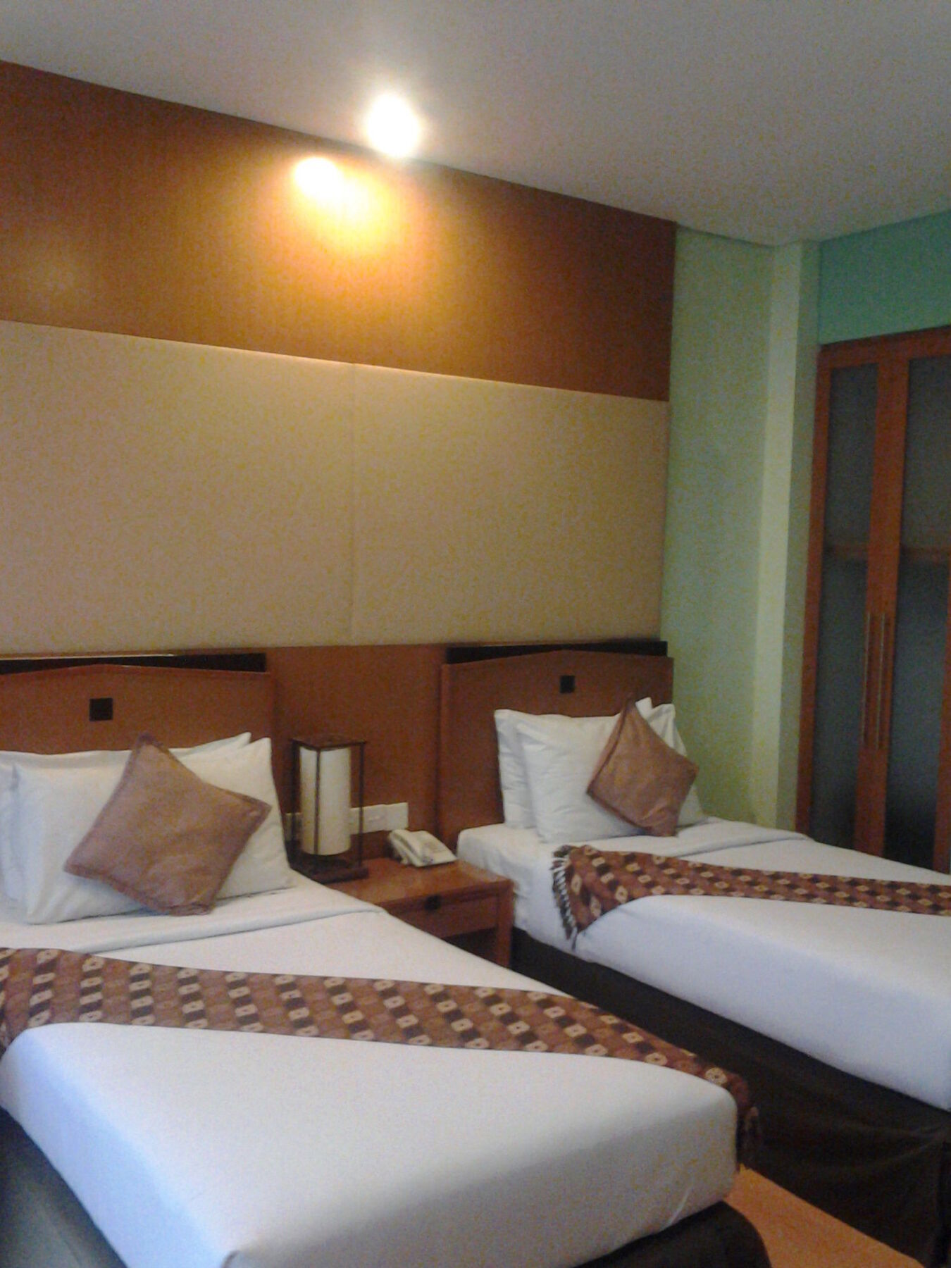 Green Valley Resort Purwokerto Bagian luar foto